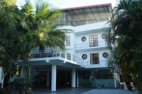 Ananthi HOTELS